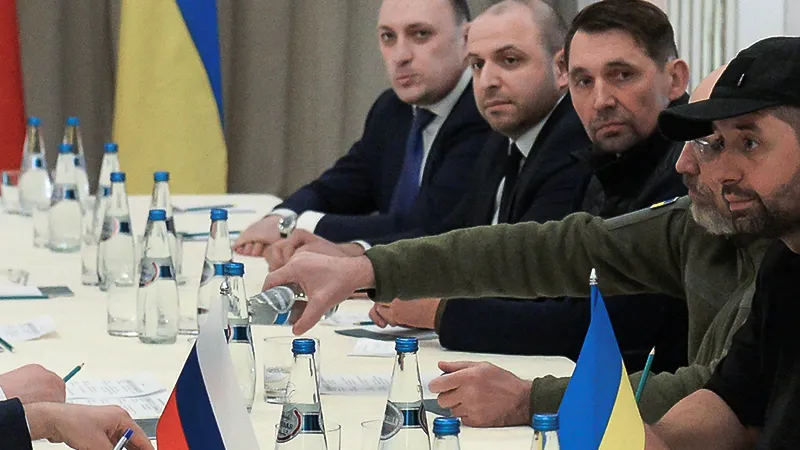 Украина может пойти на переговоры, если Россия возьмет Харьков и Запорожье — мнение политолога