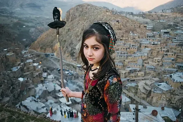 Иранская девочка во время празднования Навруза. Фото: Salar Arkan