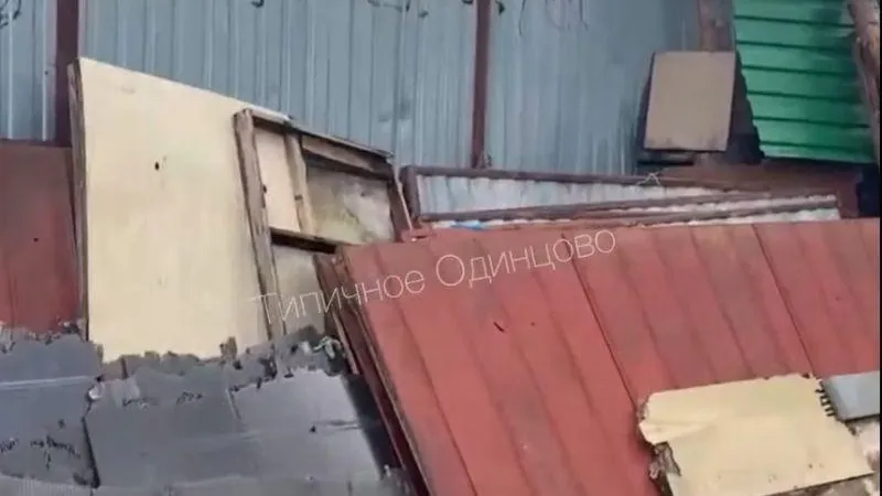 Местный «Плюшкин» устроил свалку на своем участке под Одинцово