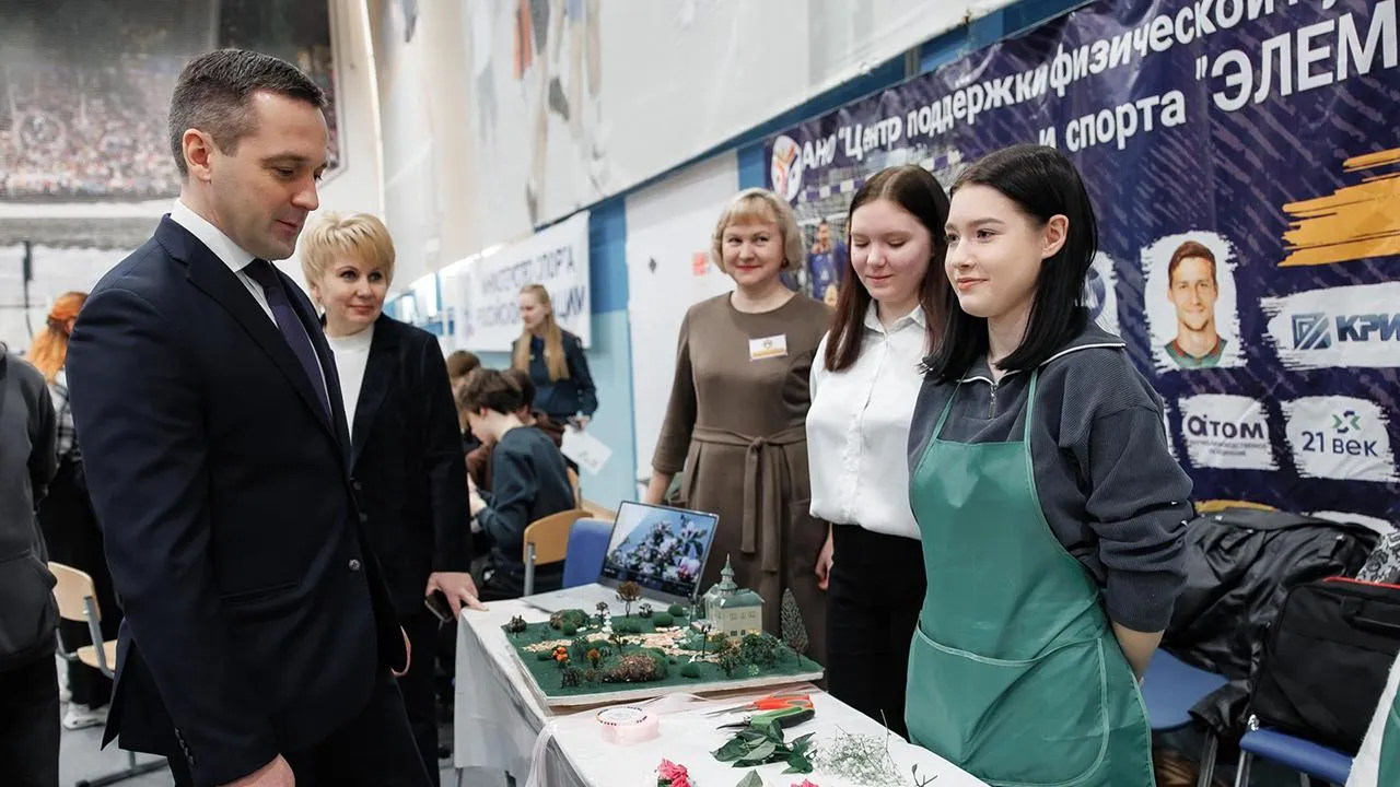 Глава Дубны Тихомиров напутствовал участников масштабного фестиваля профессий «Путь навыков»