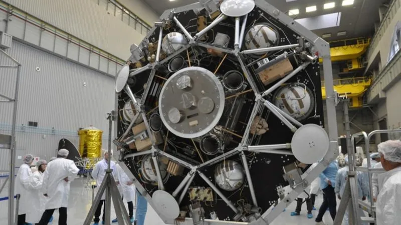 www.laspace.ru