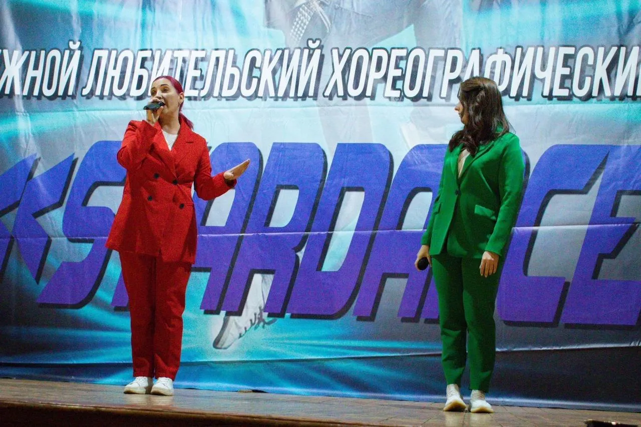 Фото: Здание д. Гололобово МБУ ДК им. В. Н. Леонова