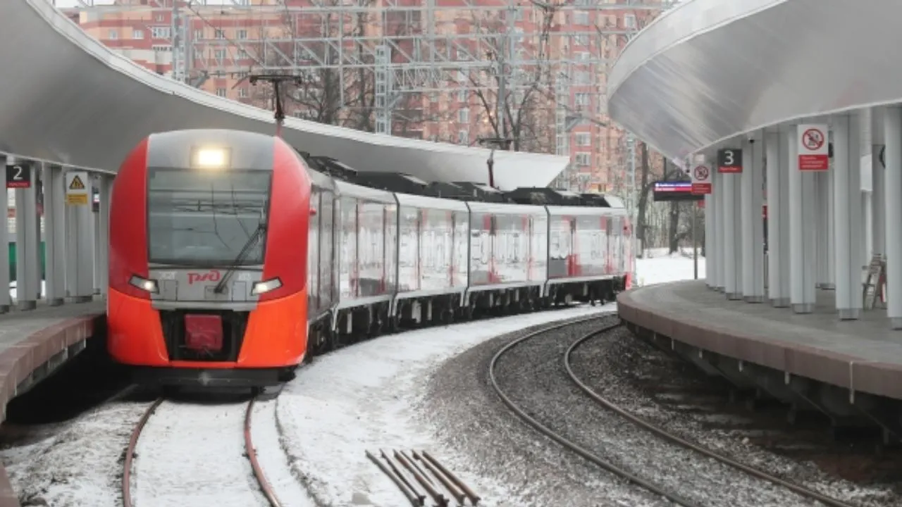 Месяц детской безопасности на железных дорогах объявили в Подмосковье