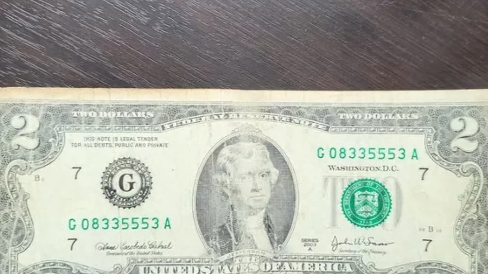 Фото: городская доска объявлений