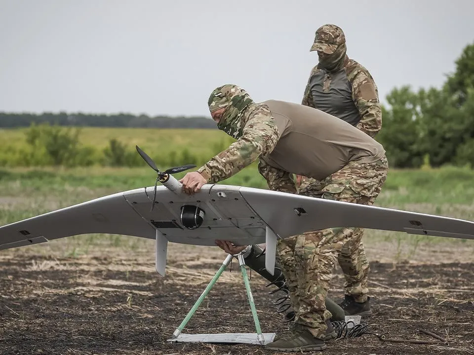 «Наблюдает с воздуха, ищет засечки»: боец СВО объяснил, как работает оператор БПЛА