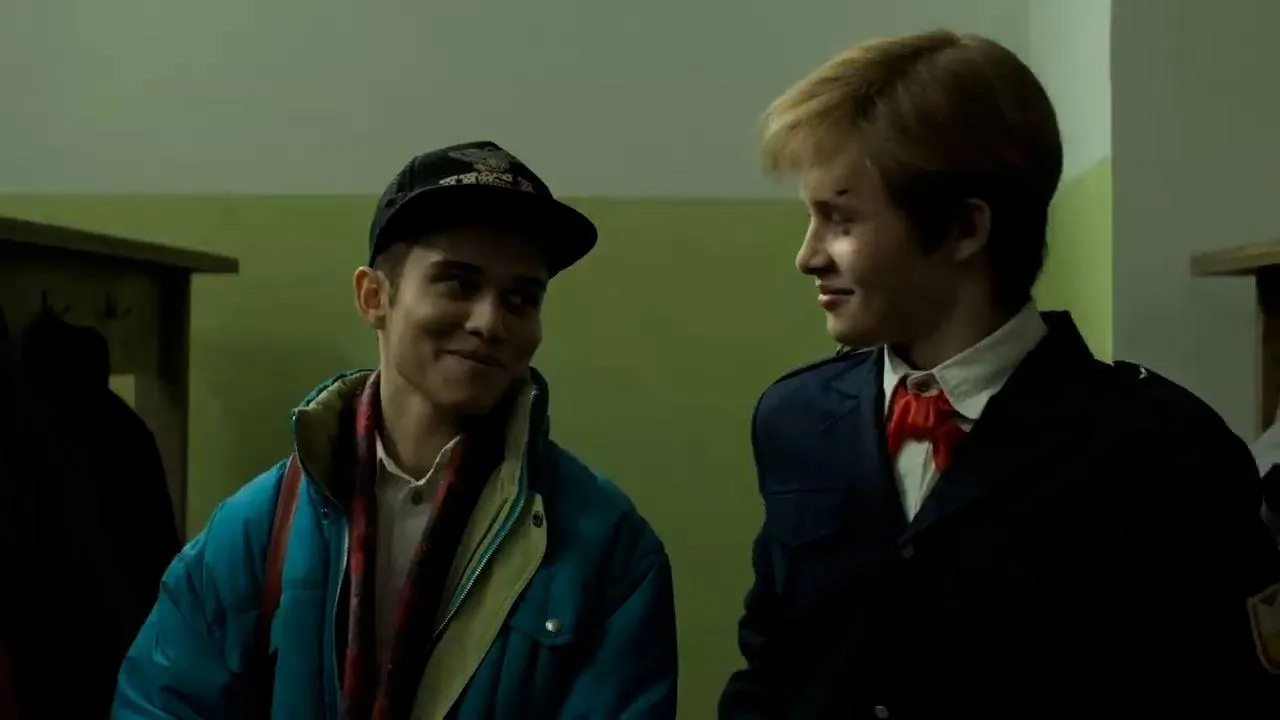 Скриншот трейлера сериала «Слово пацана. Кровь на асфальте»