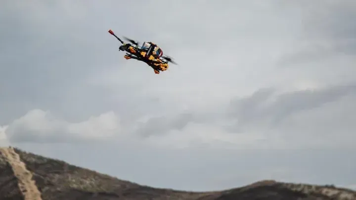 Военкор «Известий» Еремин погиб в результате атаки украинского FPV-дрона под Запорожьем