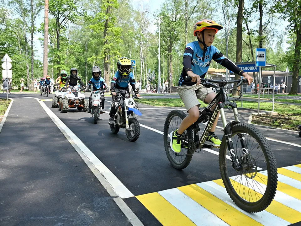 Площадка для изучения ПДД. Фото: Сергей Демянюк
