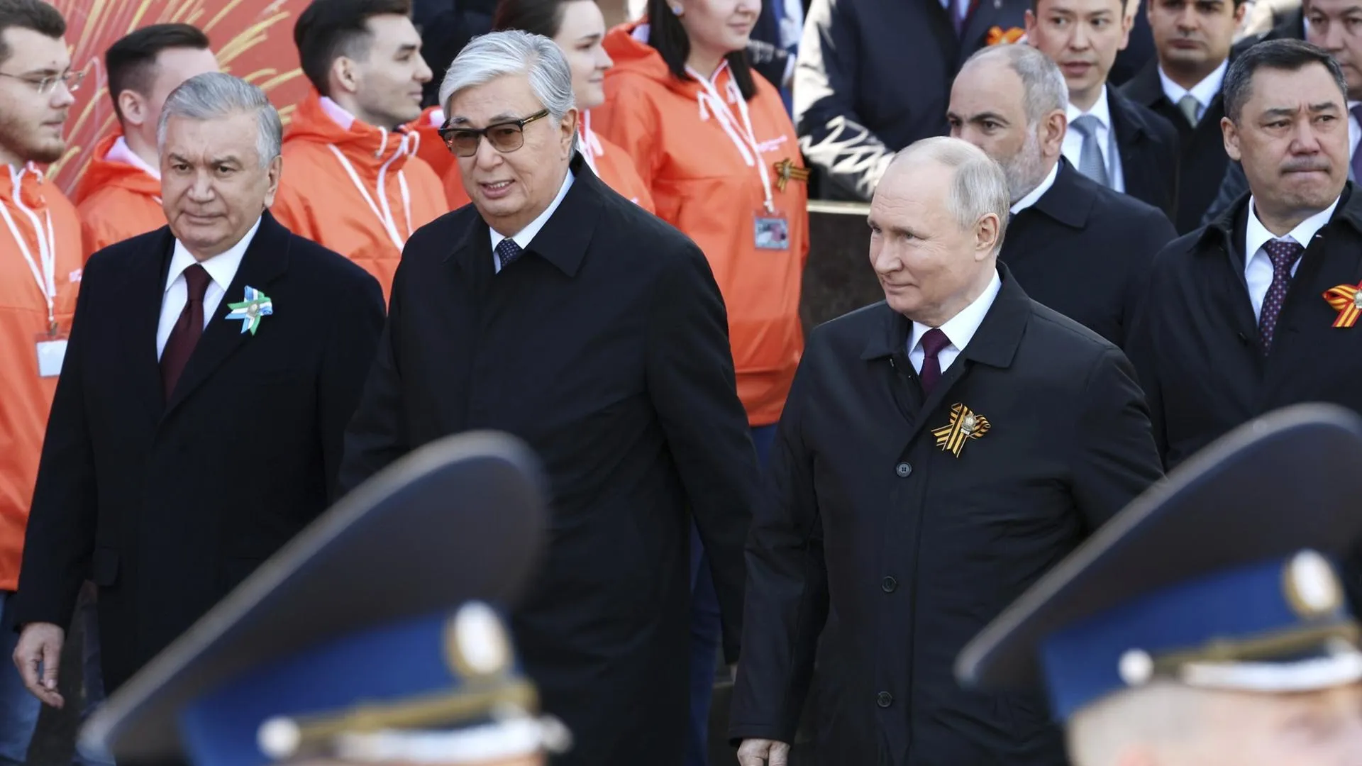 Президенты Узбекистана и Казахстана с Владимиром Путиным на параде. Gavriil Grigorov/Kremlin Pool