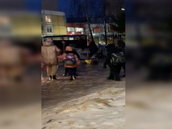 Дети Красногорска не могут добраться до школы. Ответ администрации