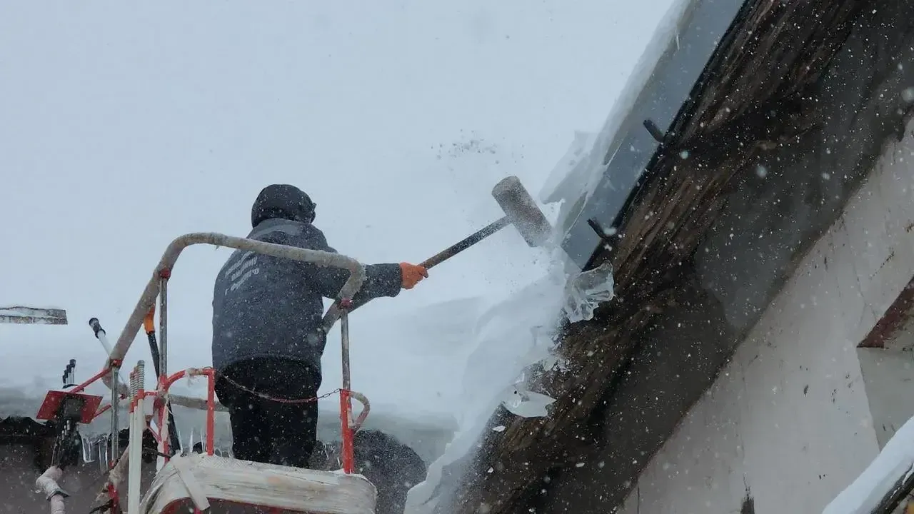 REGIONS/Роман Кутузов