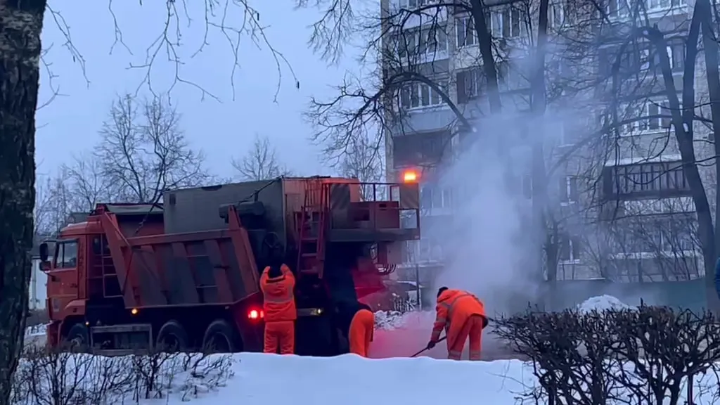 В городском округе продолжается ямочный ремонт дорог