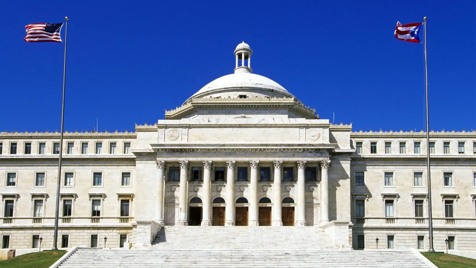 Капитолий, где располагается Законодательное собрание Пуэрто-Рико. Katja Kreder