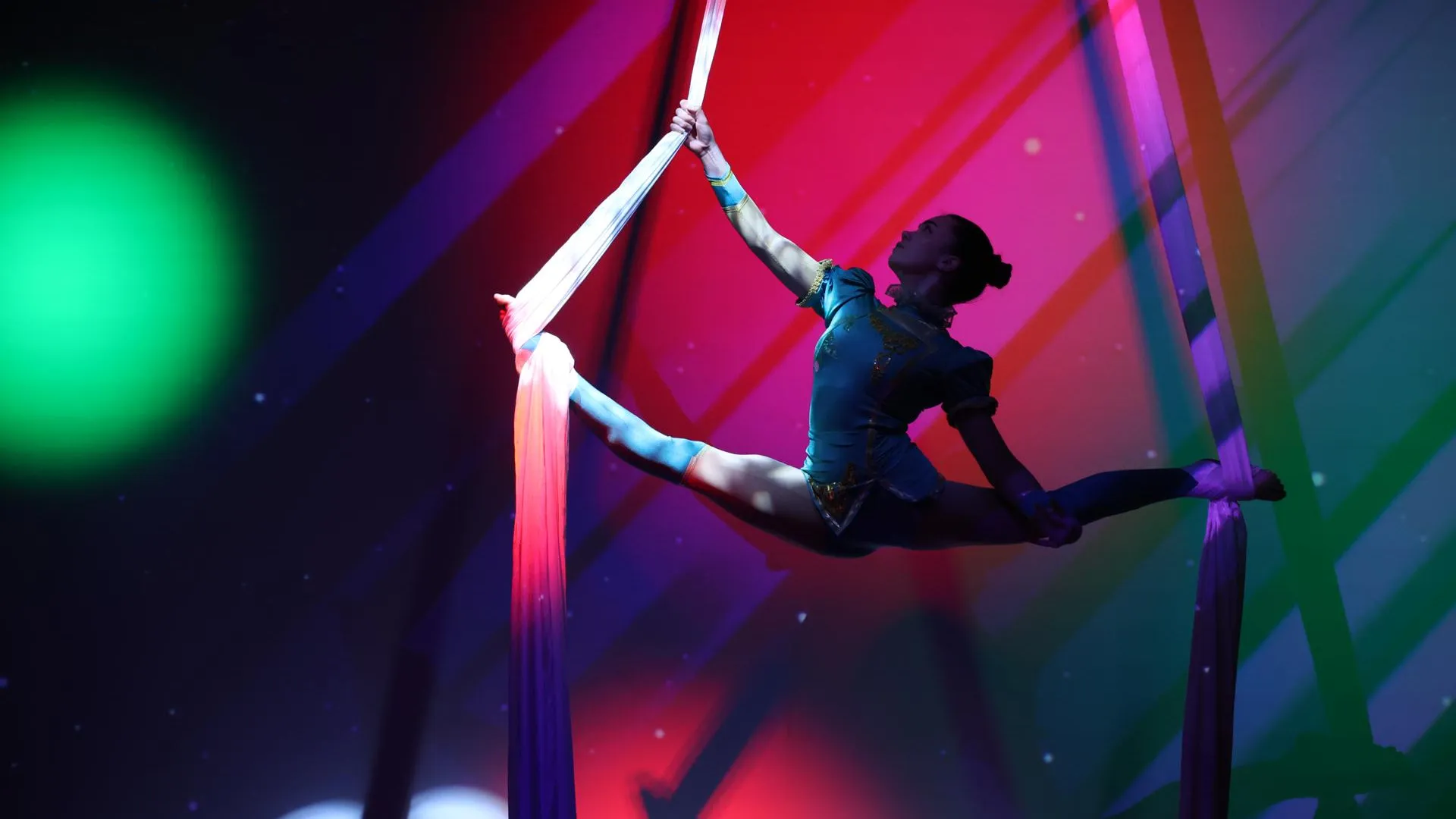 В Павловском Посаде отметили заслуги женщин, творящих историю города