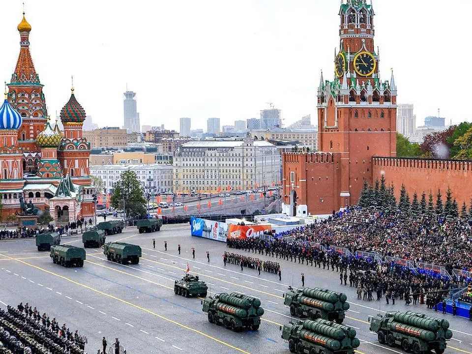 Парад Победы — 2025: во сколько начнется, как пройдет и где посмотреть торжественное прохождение войск