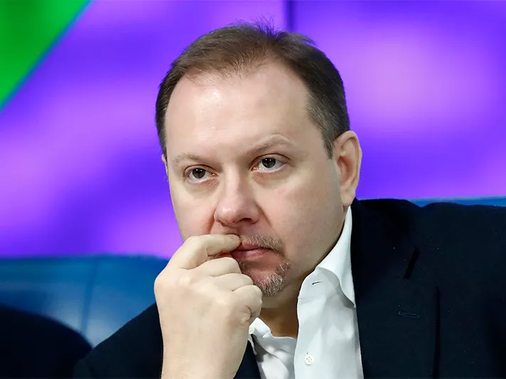 «Классно хайпует»: политолог разобрал высказывание депутата Матвейчева о запрете фем-движения в РФ