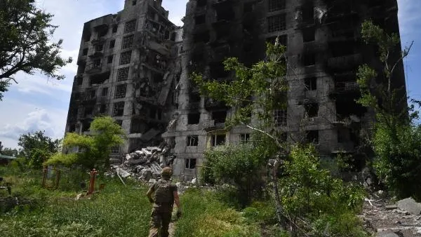 Военный эксперт Литовкин дал оценку вероятности перехода Артемовска под контроль киевского режима