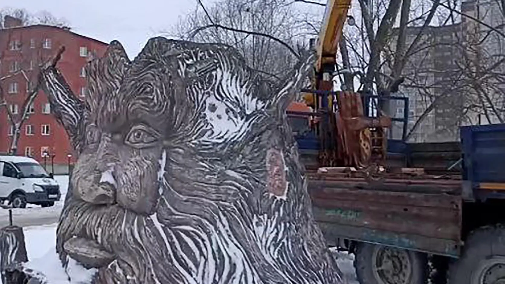 Фото стоп-кадр с видео https://vk.com/welovedmitrov