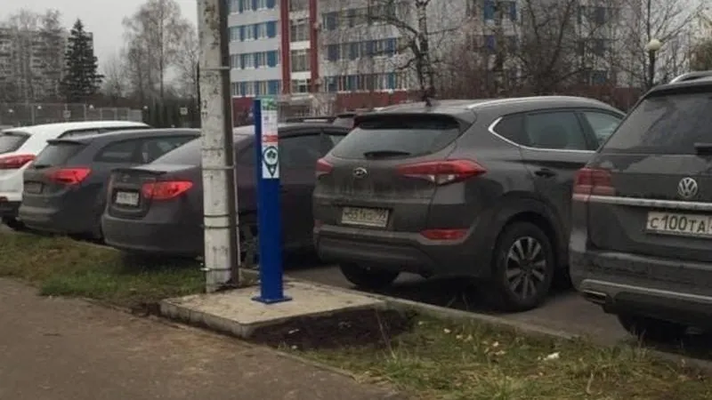 В Краснознаменске появились первые электрозарядные станции