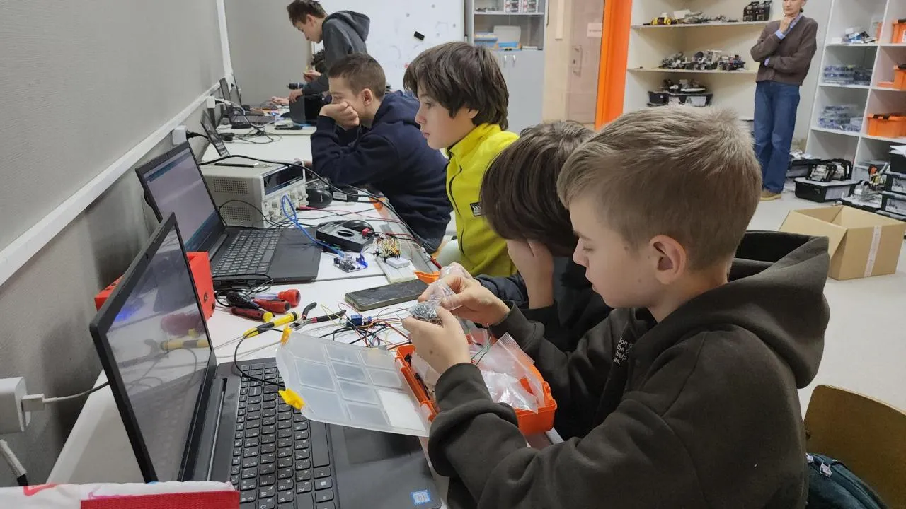 REGIONS/Кристина Ларина