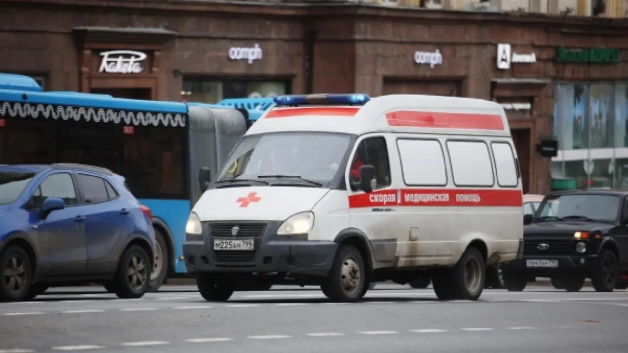 Пятилетний ребенок выпал из окна в Ленинградской области