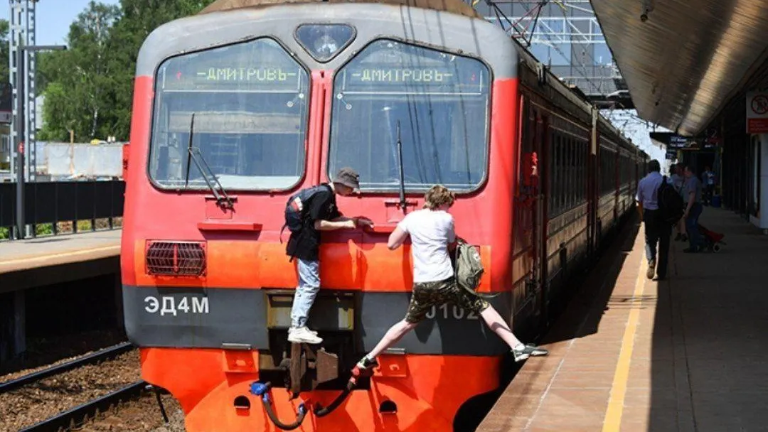 Психолог Усанова назвала причины занятий подростками зацепингом