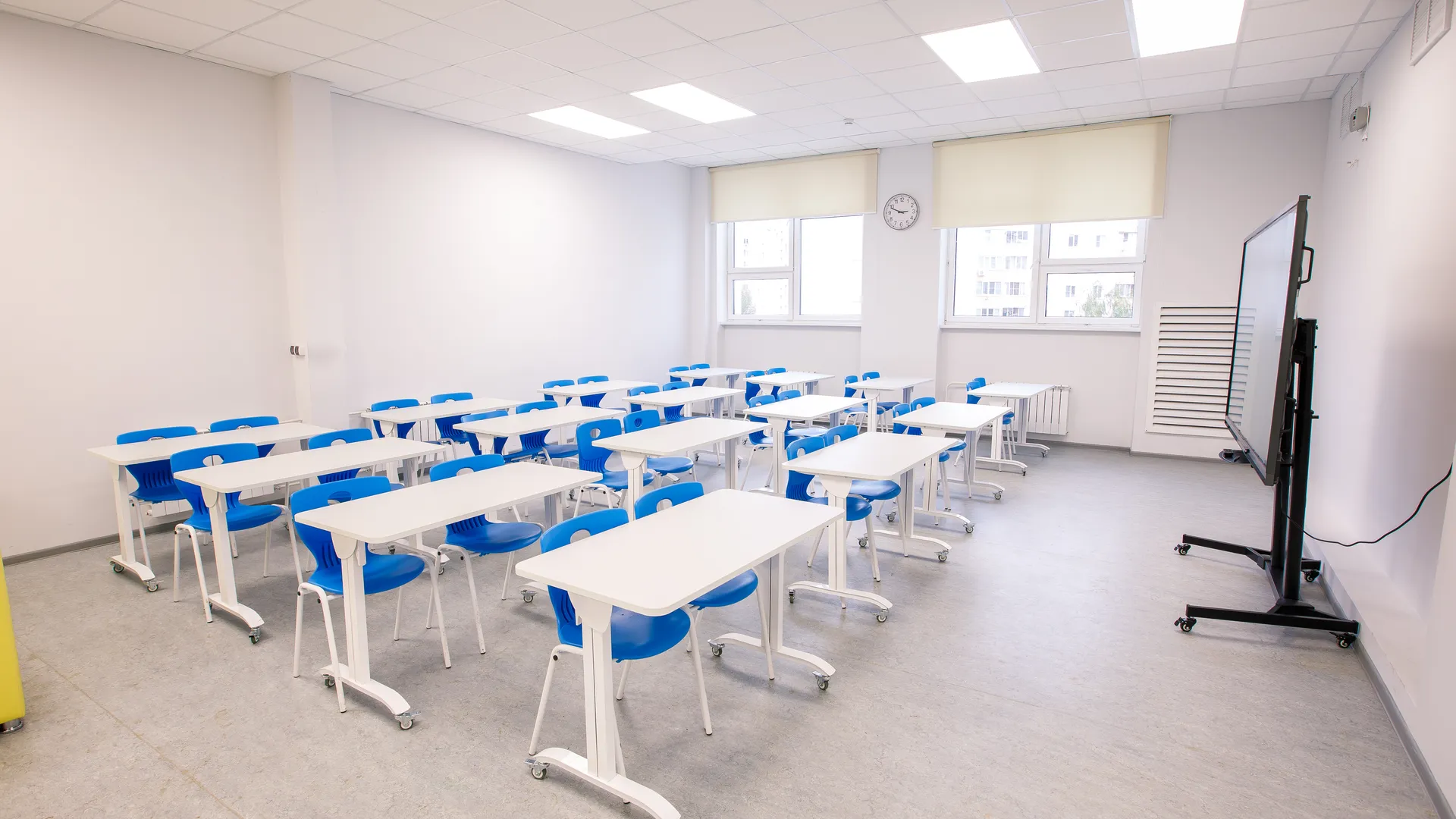 Почему контроль вредит, а диалог спасает: психолог о причинах подростковой агрессии