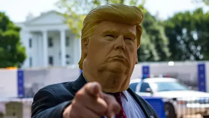 РИА Новости: республиканцы могут «слить» Трампа уже через два года