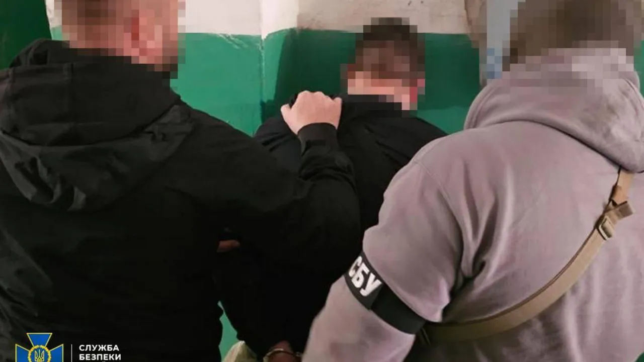 Боевика «Азова» задержали в Кривом Роге по обвинению в подготовке теракта «по заданию РФ»