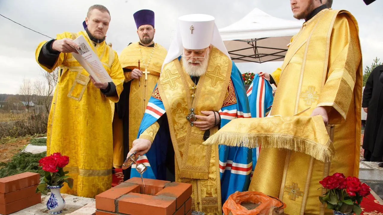 В подмосковных Люберцах заложили новый храм-часовню
