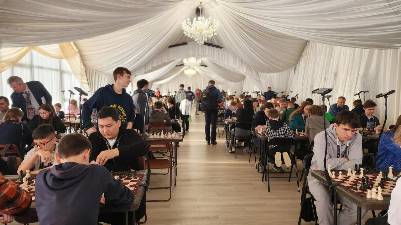 REGIONS/Кристина Ларина