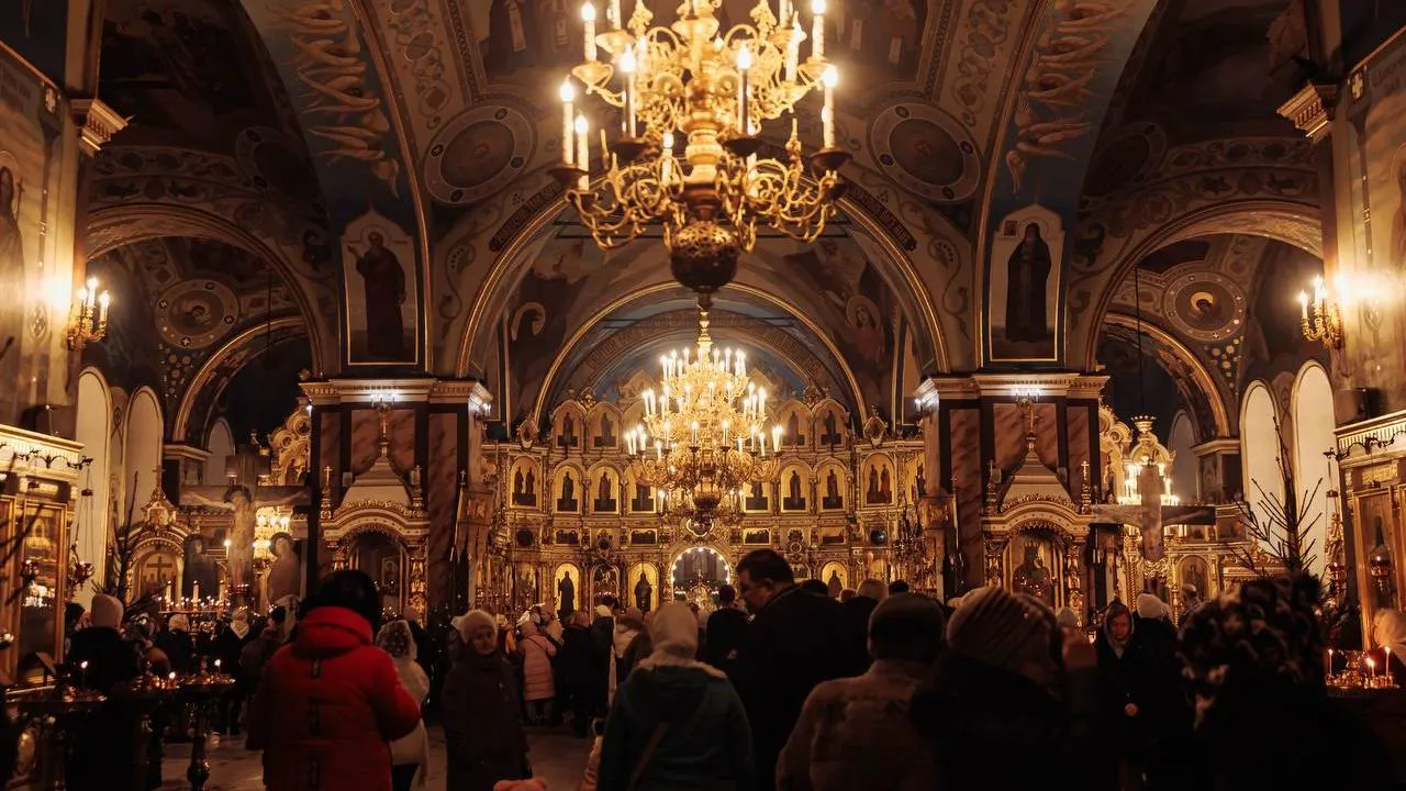 Губернатор Подмосковья поздравил жителей с наступающим Рождеством