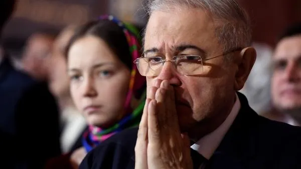 Друг Петросяна считает, что юморист может вновь стать отцом