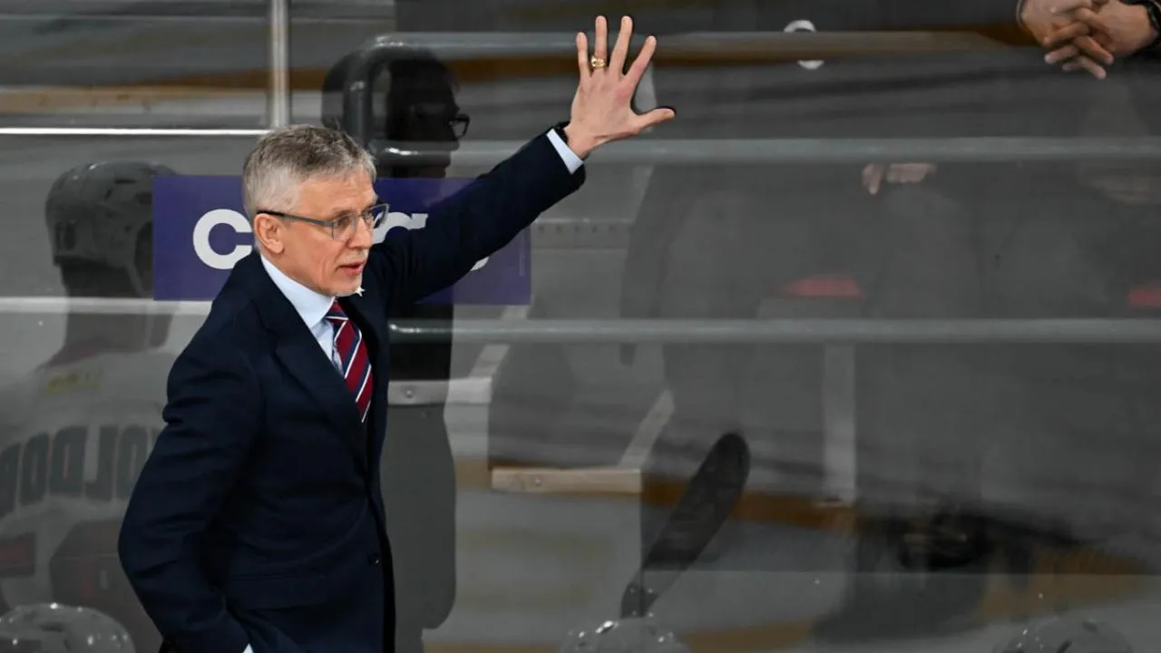 Игорь Ларионов