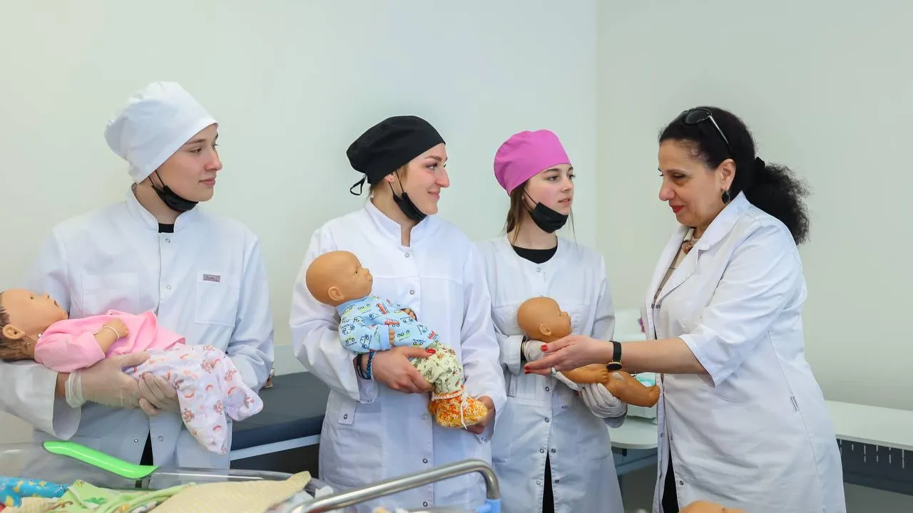 Порядка 3 тыс. студентов прошли обучение в подмосковном медколледже