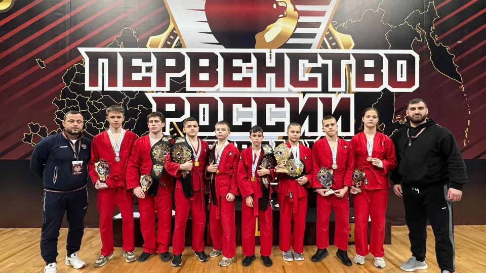 Фото: городской стадион «Авангард»