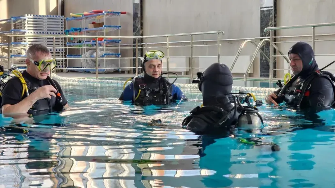 Глубина исцеления: в Подмосковье ветераны СВО проходят реабилитацию через занятия дайвингом