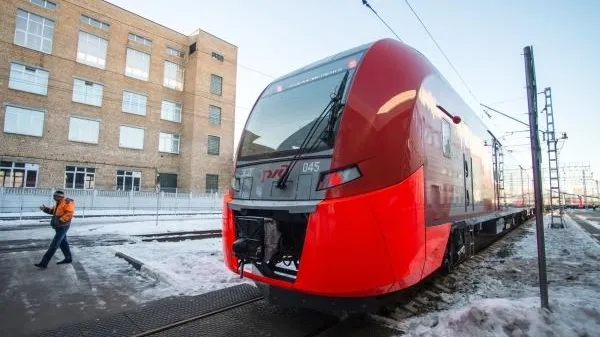 На МЖД задерживается электричка Дмитров – Москва из-за травмирования человека