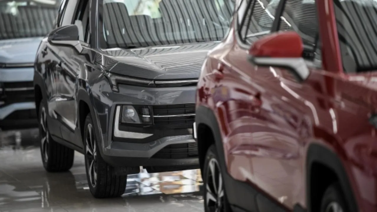 Российские автодилеры спрогнозировали дальнейший рост цен на машины