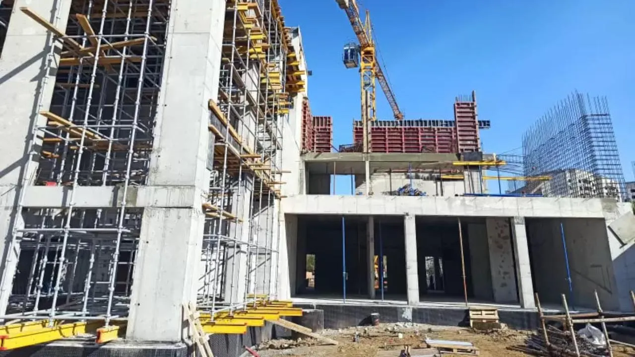 В квартале «Надежда» подмосковного Ступино продолжается возведение новой школы