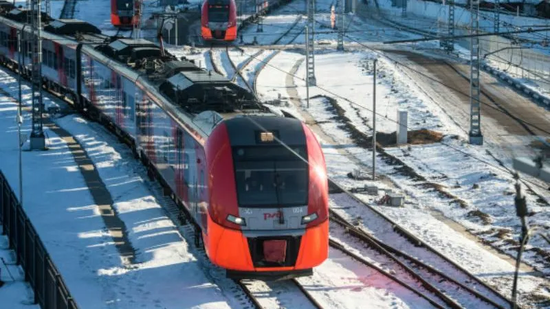 В Подмосковье электричка сбила насмерть мужчину