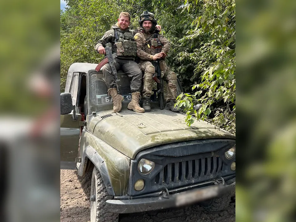 Из водителя-санитара в командира роты: боец Манцевич рассказал о повышении на СВО