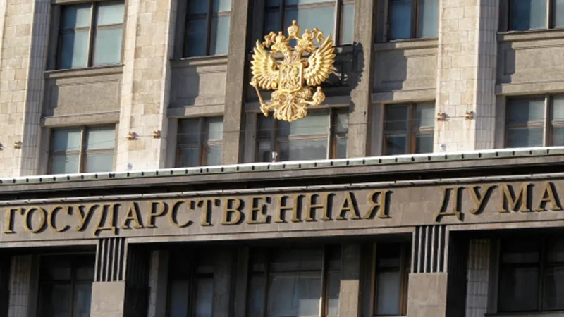 Сокращенная рабочая неделя, длинный отпуск и высокая зарплата: Госдума обсуждает, как помочь учителям
