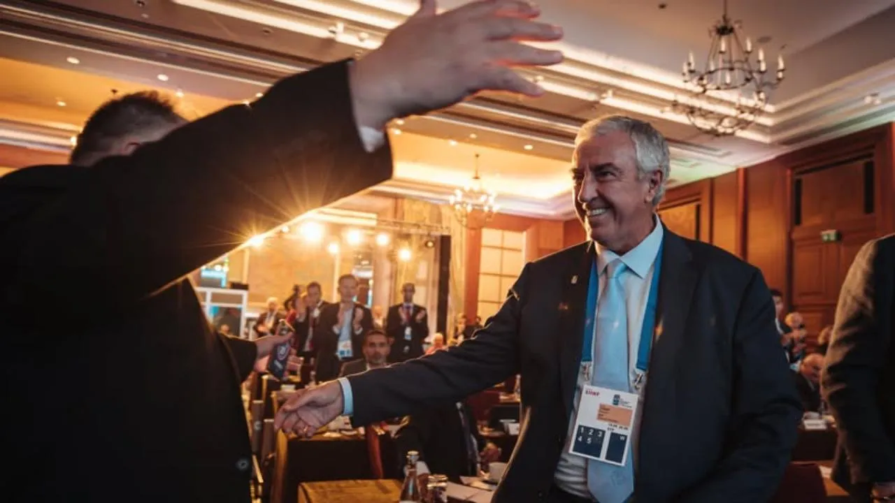 Почетный президент ИИХФ Фазель не верит в искренность намерений Тардифа