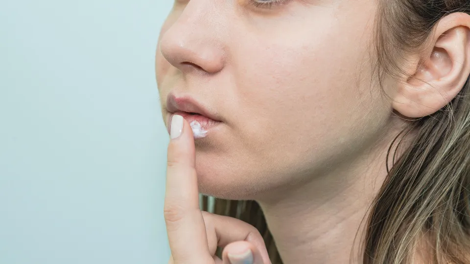 Фото: istockphoto.com/Photo travelling people sports