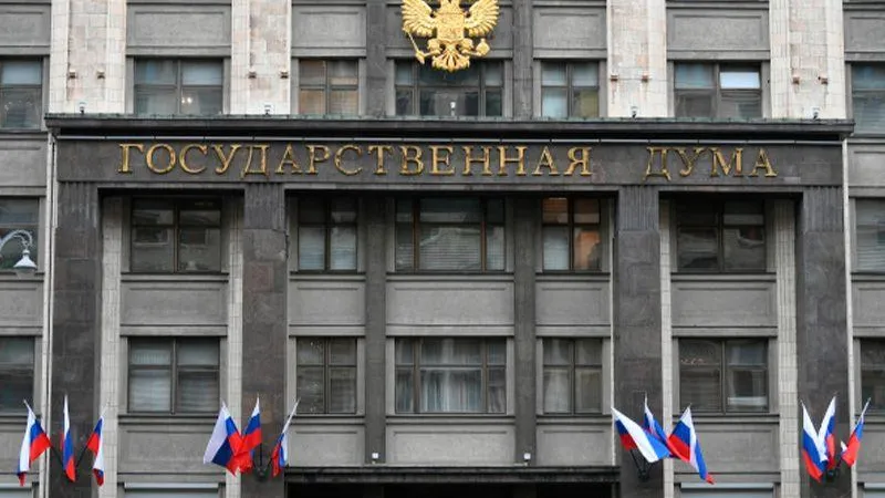 Депутат Госдумы считает, что нет смысла что-либо запрещать подросткам