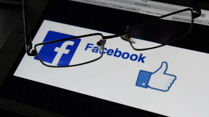 В США арестовали мужчину, который выложил в Facebook фильм «Дэдпул»