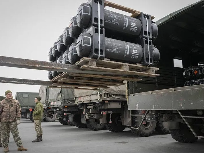 Штаты начнут изготавливать новое оружие для Украины — мнение политолога