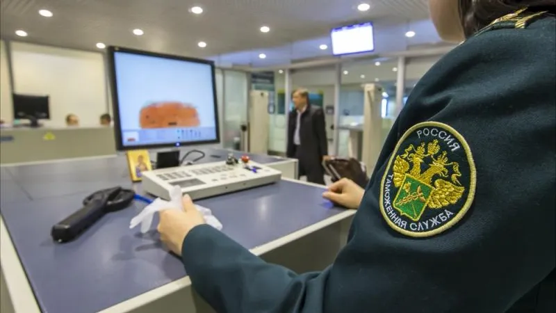 Почти 800 кг осетра и форели задержали в «Домодедове»