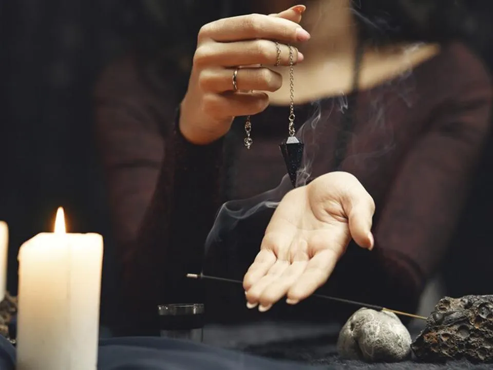 «У вас есть сильное желание»: ясновидящая рассказала, как понять, что вы — экстрасенс